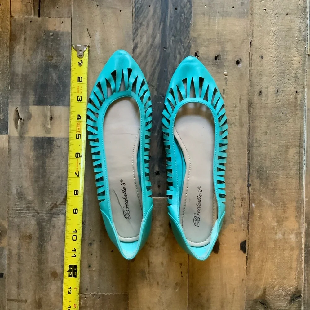 ModCloth Retro flats - Picture 7 of 12